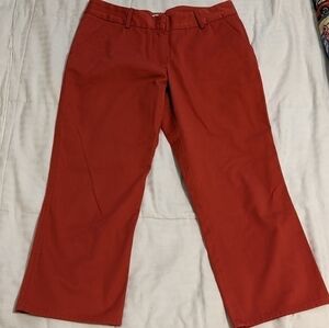 𝅺bass flat front Capri pants size 6